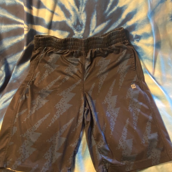 Bundle of GUC Boys Shorts Sz 8-10 - Picture 2 of 4